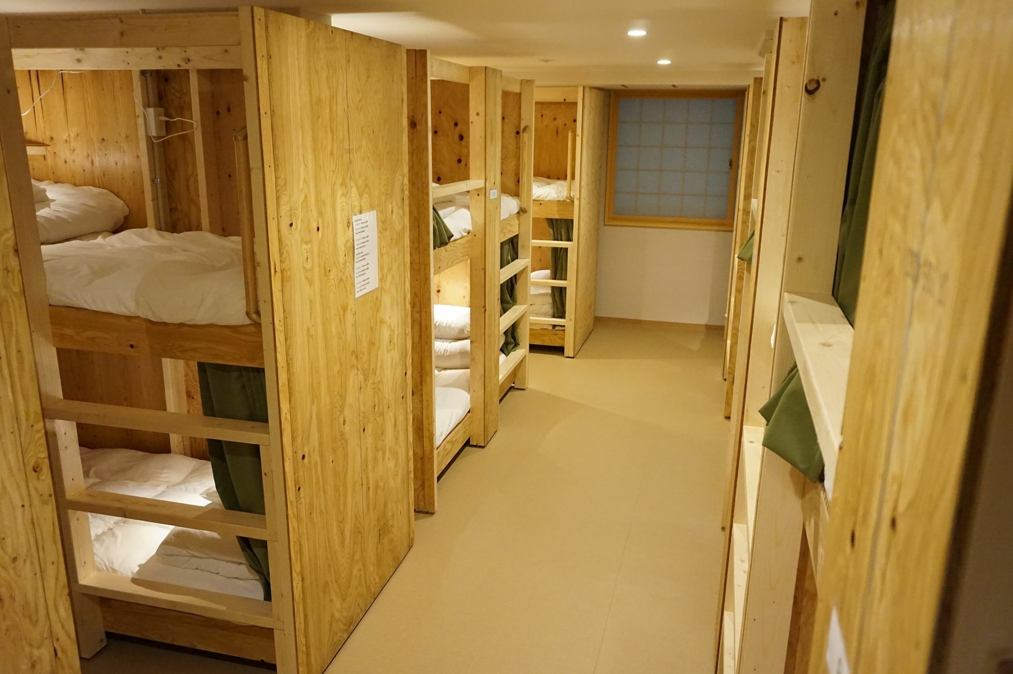 אוסקה Hostel Rakutsuki מראה חיצוני תמונה